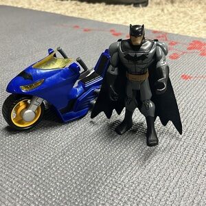 Batman and motorcycle set